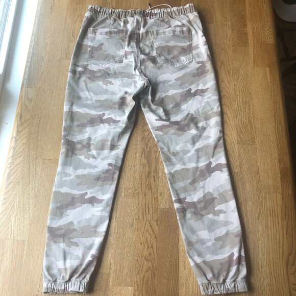 American Eagle Camo Jegging Joggers Size 14 Regular - Picture 4 of 14
